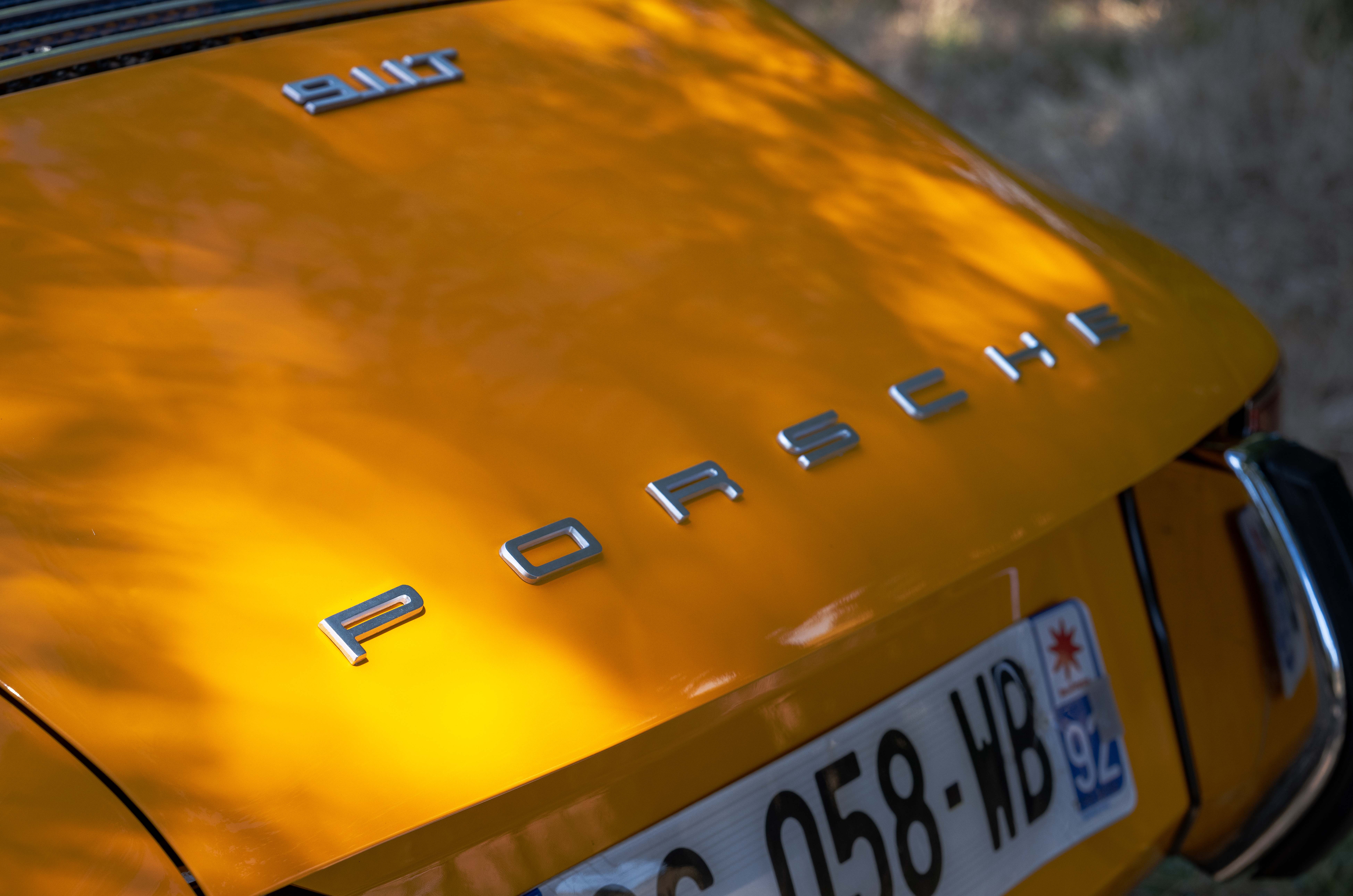 Classic & Sports Car – Porsche 911 at Le Mans: in Steve McQueen’s wheeltracks