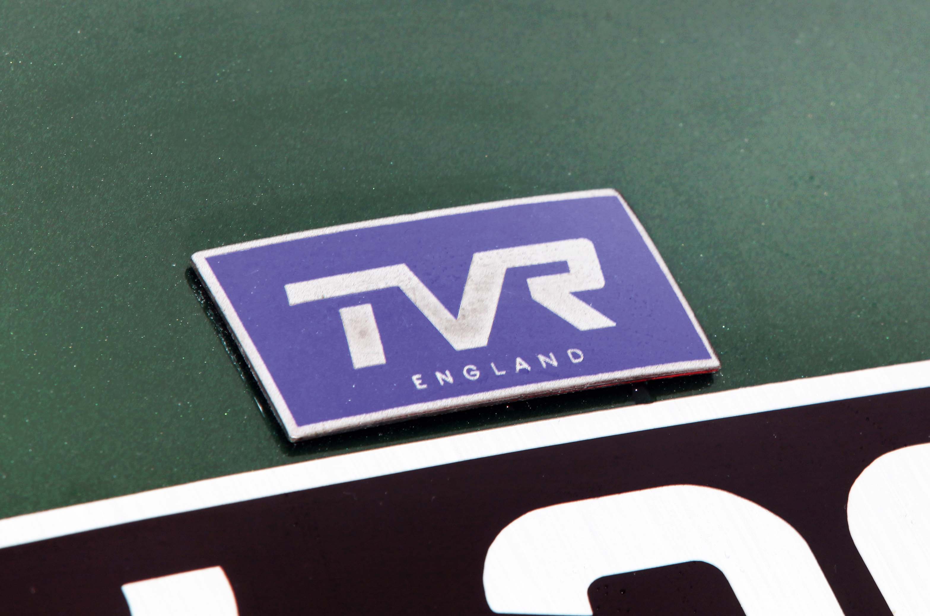Classic & Sports Car – Triumph TR6 vs TVR 2500M: heart transplant