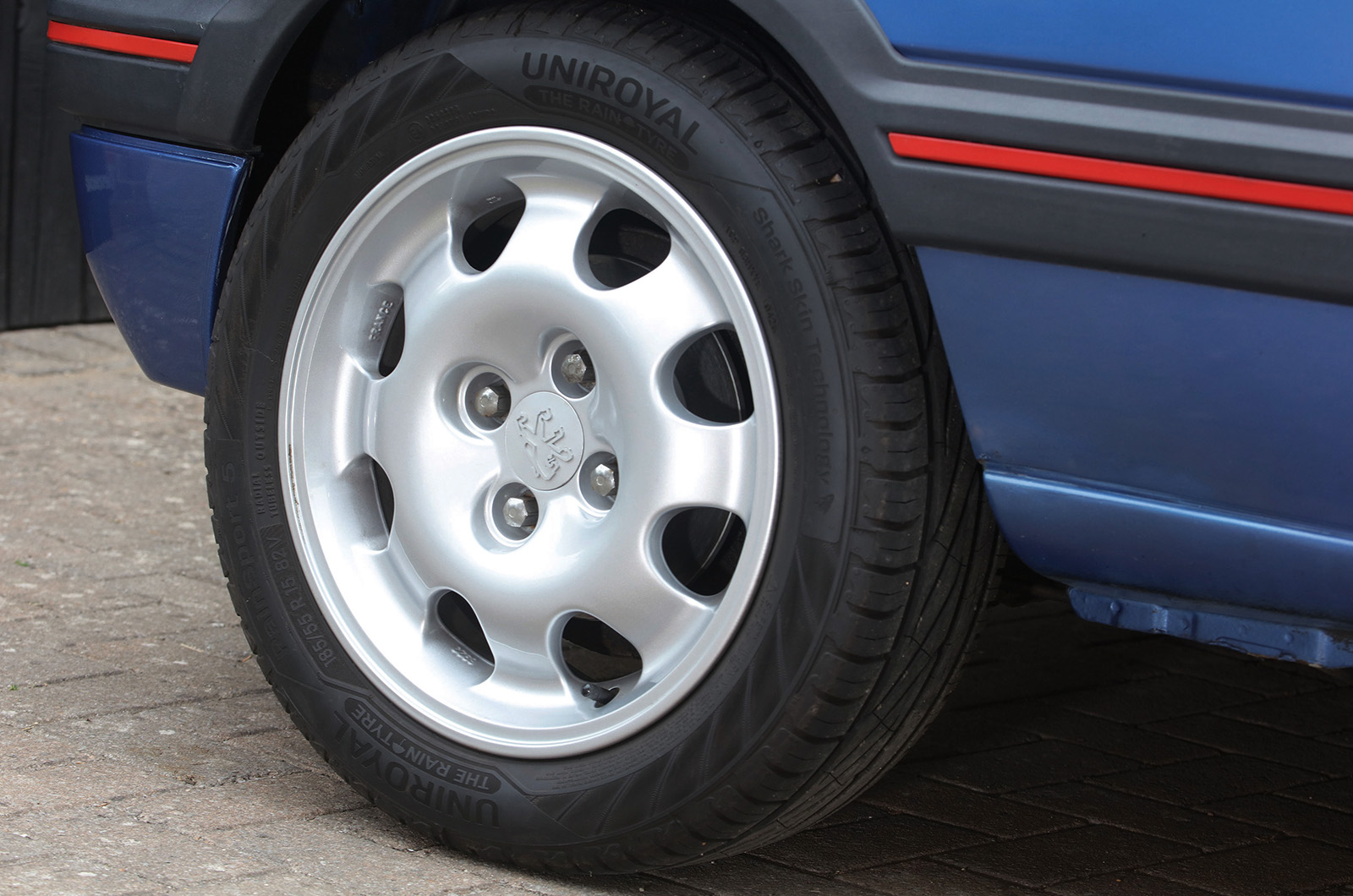 Classic & Sports Car – Buyer’s guide: Peugeot 205 GTI
