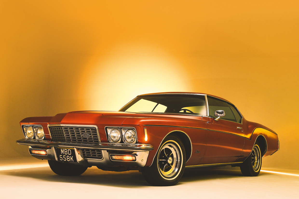 Buick's land yacht: reappraising the '71-'73 Riviera Classic  Sports Car