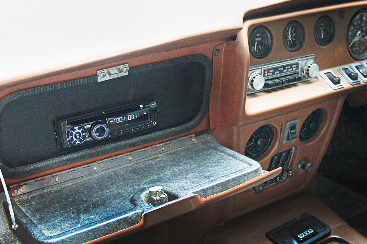 Vintage Car Radio  Modern Stereos for Classic Cars