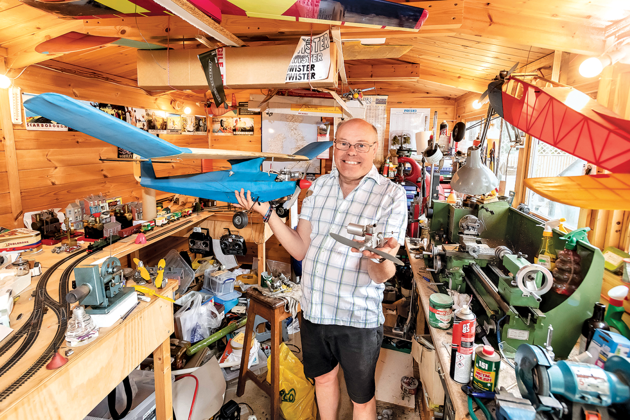 Classic & Sports Car – Also in my garage: miniature aircraft engines