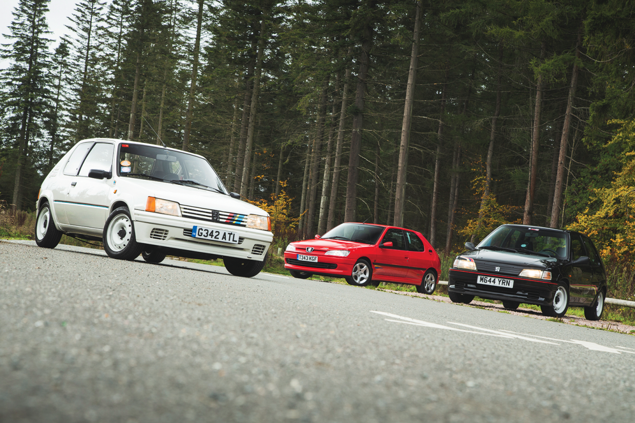 Classic%20&%20Sports%20Car%20%E2%80%93%2