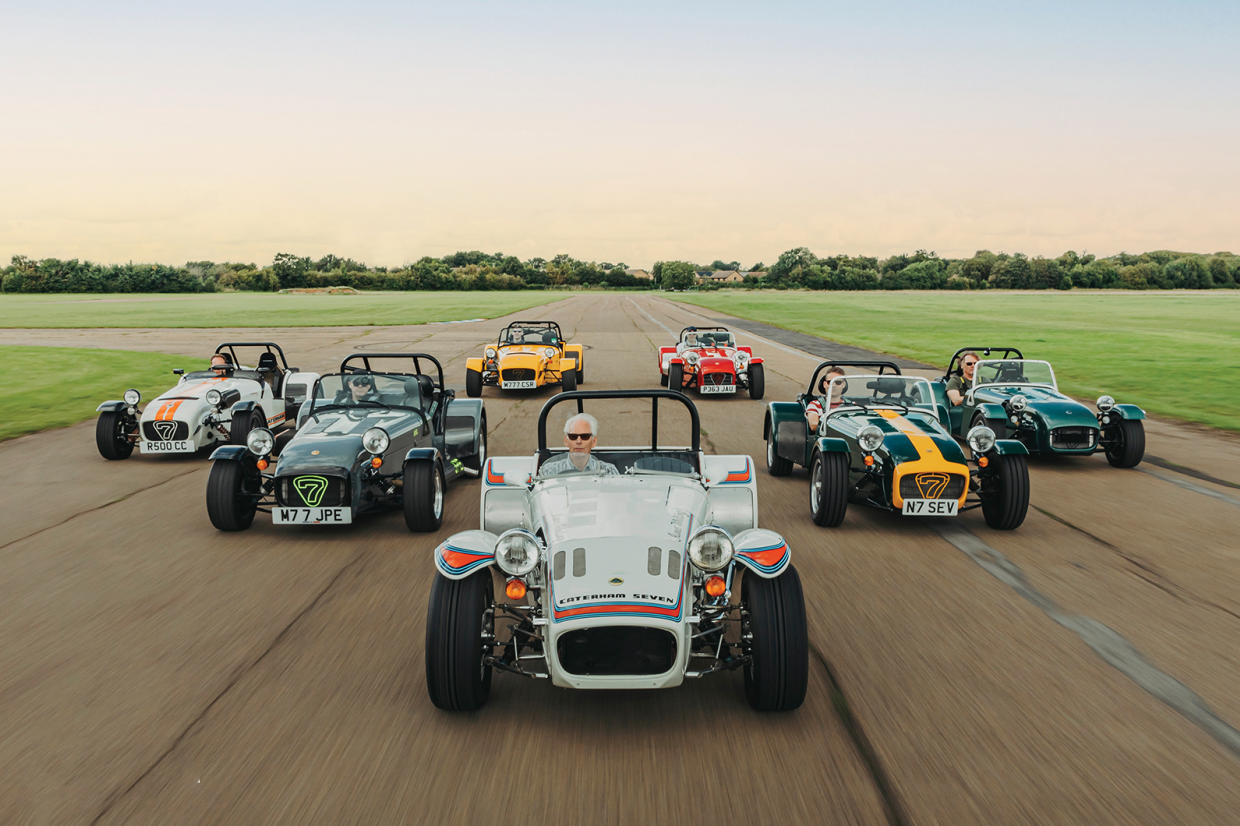 Classic & Sports Car – Free wallpapers from Classic & Sports Car’s January issue