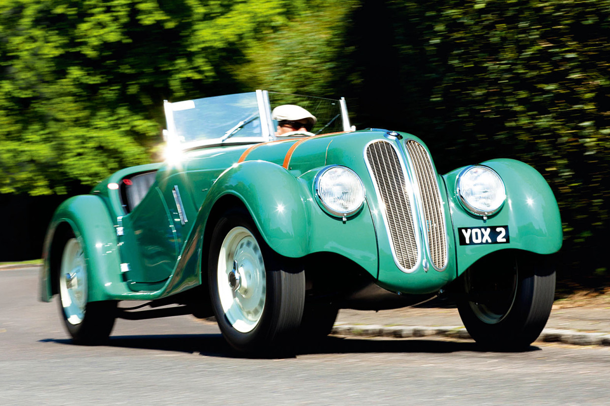 BMW 328: welcome to the modern world | Classic & Sports Car