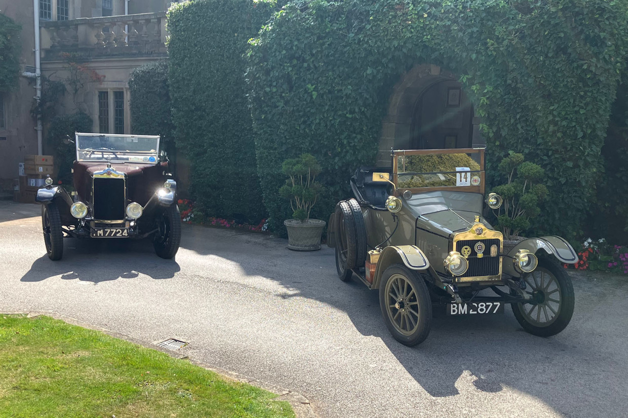 Classic & Sports Car – Drive Your Triumph Day