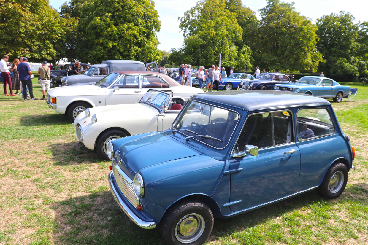 Classic & Sports Car – Drive It Day at Beaulieu