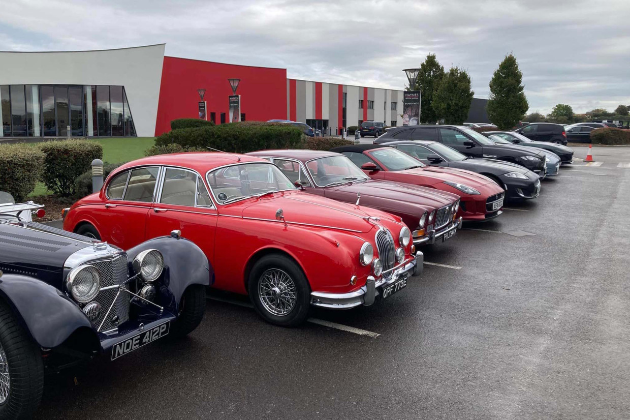 Classic & Sports Car – Jaguar Enthusiasts’ Club’s Drive It Day gathering