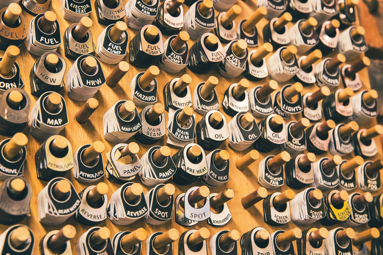 Classic & Sports Car – The specialist: I Say, Ding Dong!