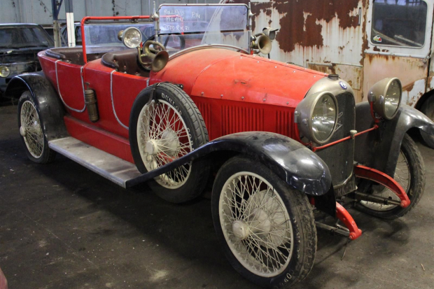 Classic & Sports Car – £493,000 Miura stars at French barn-find sale