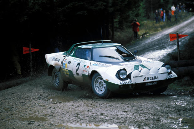 Classic & Sports Car – Lancia Stratos: rallying’s best road star?