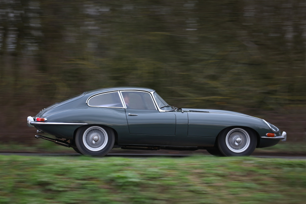 Classic & Sports Car – Don’t buy that, buy this: Jaguar E-type vs Marcos 3-Litre
