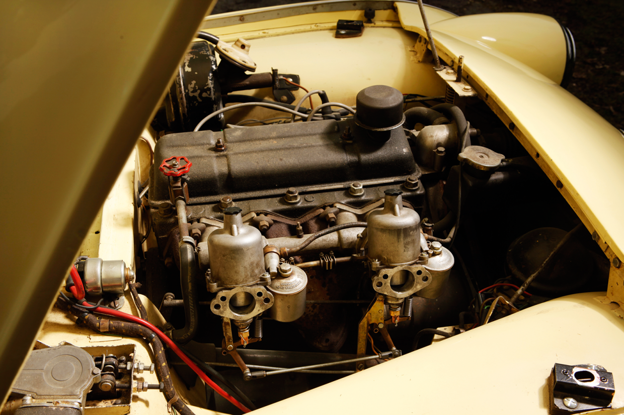 Classic & Sports Car – Bargain ’50s greats: Austin-Healey 100 vs Morgan Plus 4 vs Triumph TR2