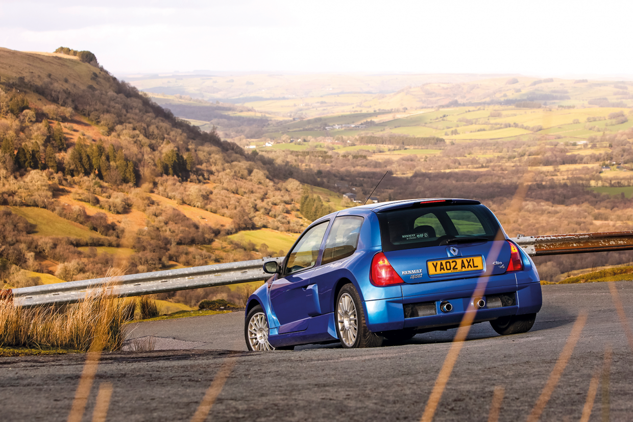 Classic & Sports Car – £59k world record for Renault Clio V6