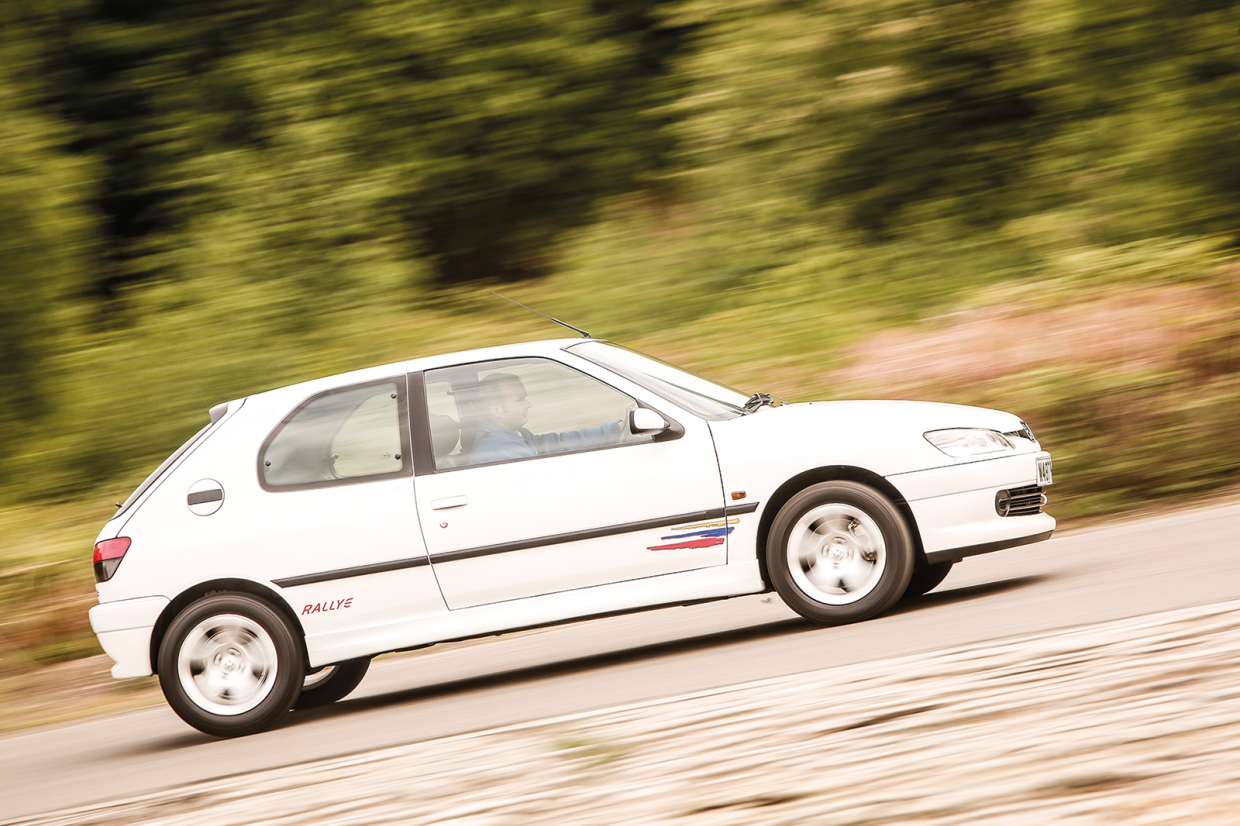 Classic & Sports Car – Feisty four-pots: Peugeot 306 Rallye vs Honda Integra Type R vs Ford Racing Puma
