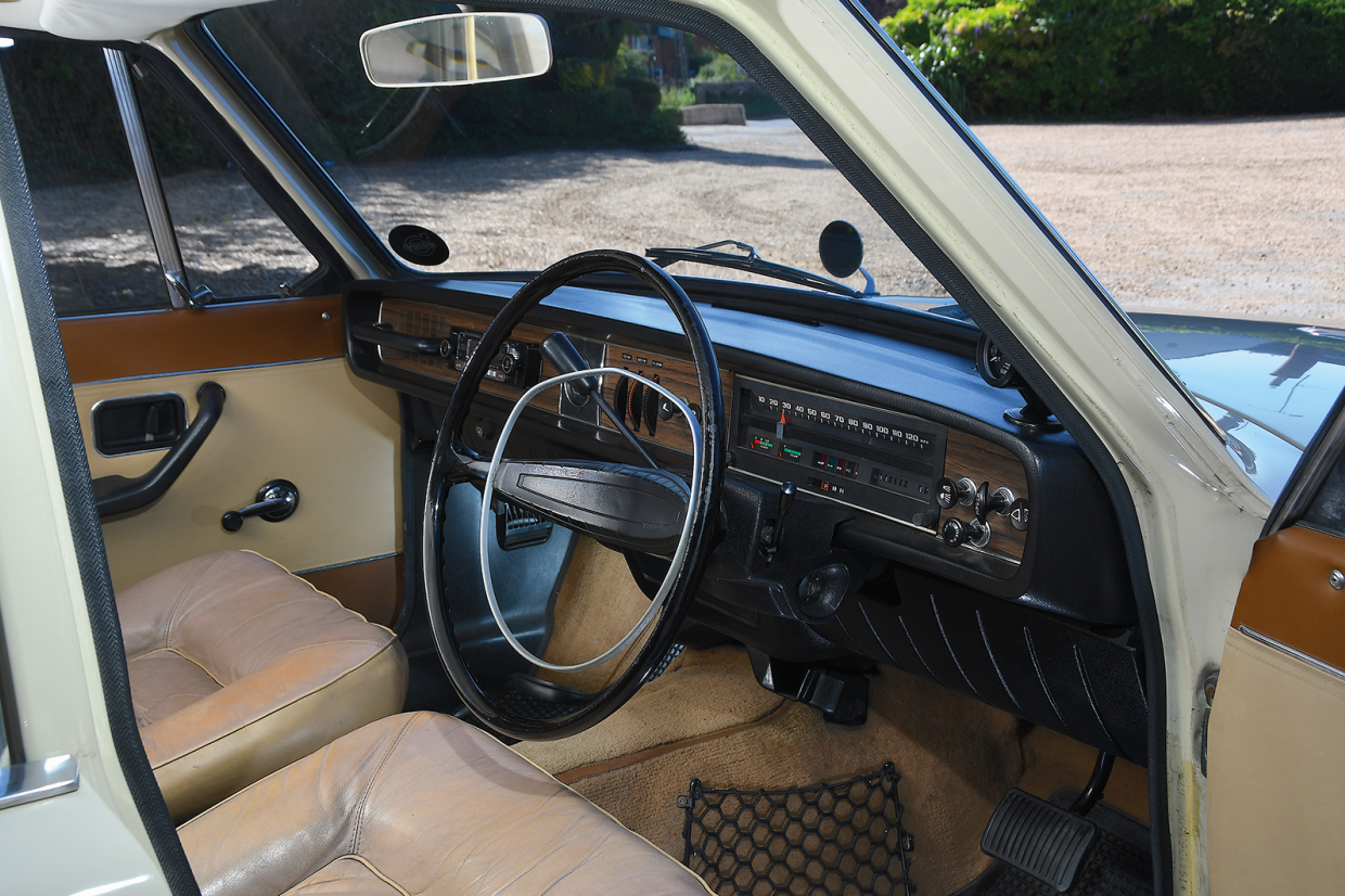 Classic & Sports Car – Guilty pleasures: Volvo 164