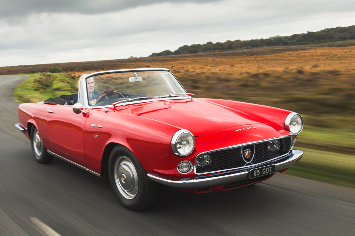 Classic & Sports Car – Abarth 2200 Spider: on a softer note