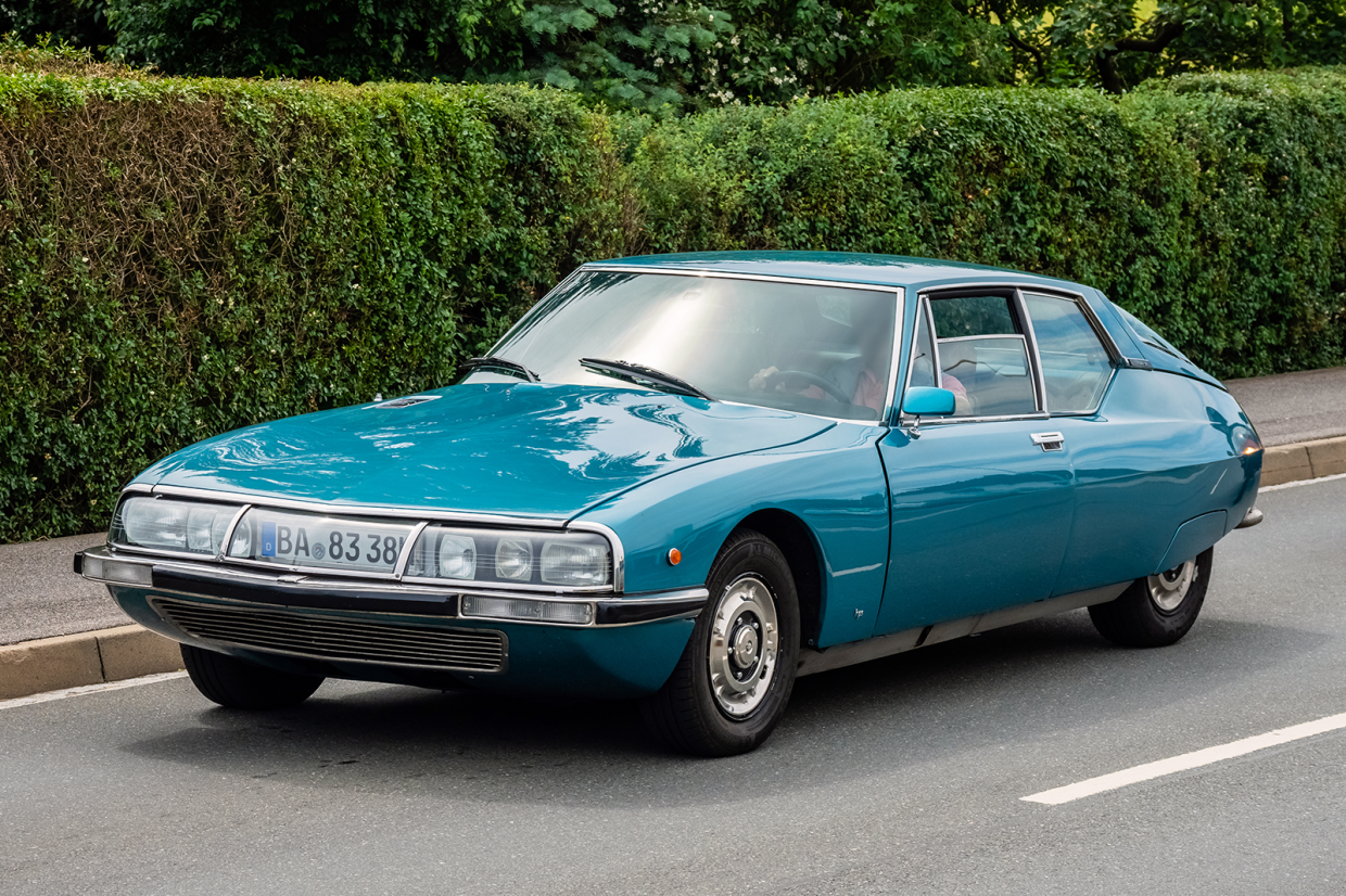 Classic & Sports Car – French classics to star at London Concours