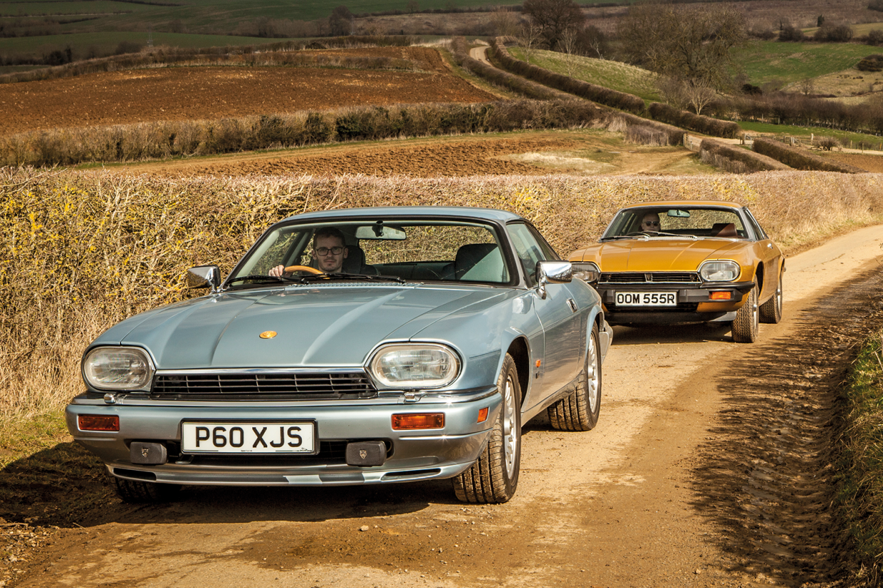 Classic-&-Sports-Car-Jaguar-XJ-S-V12-vs-