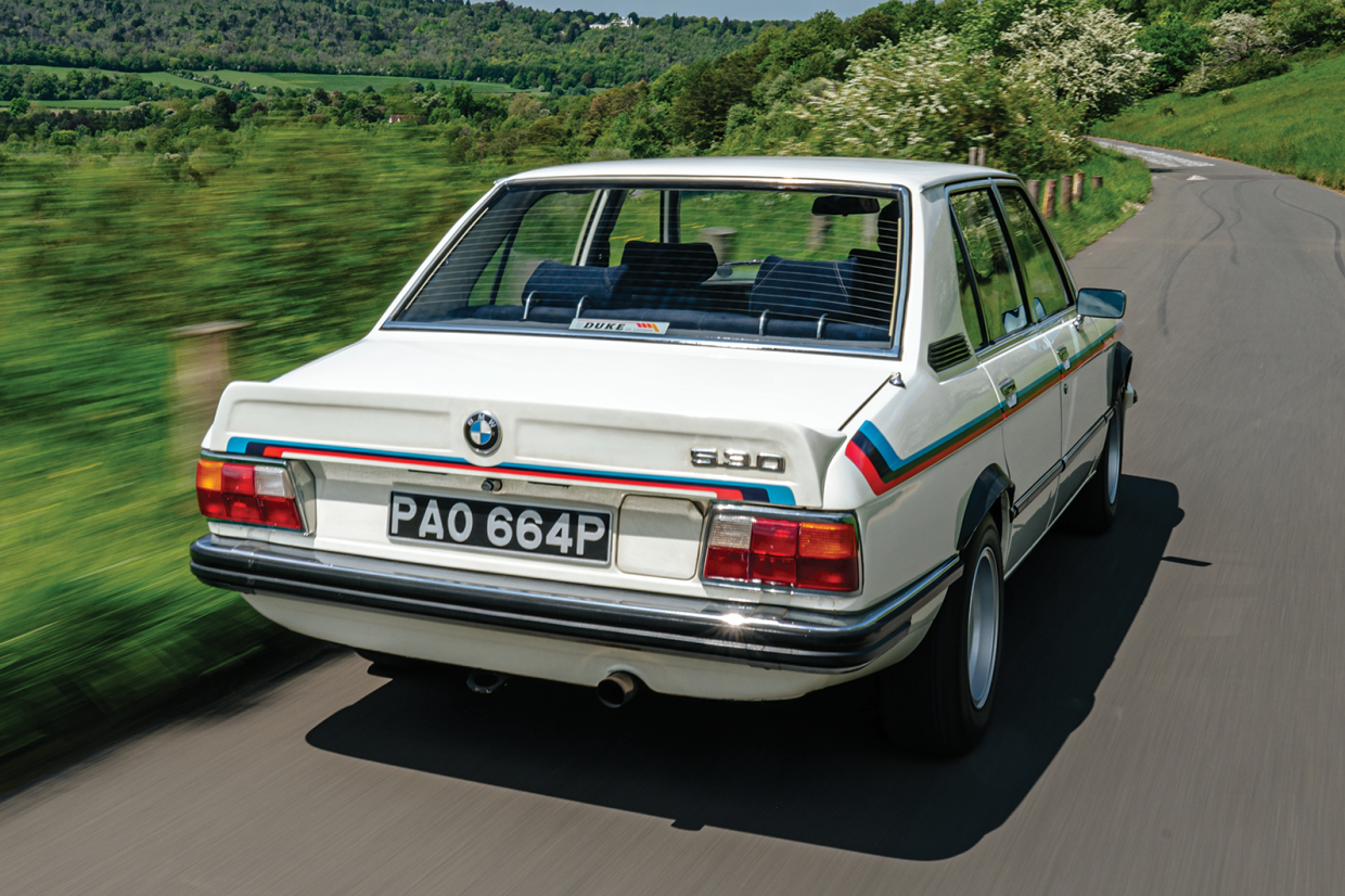 Classic-&-Sports-Car-BMW-530-MLE-22.png?