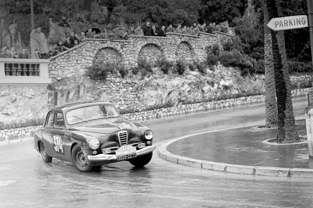 Classic-&-Sports-Car-Alfa-Romeo-1900-on-