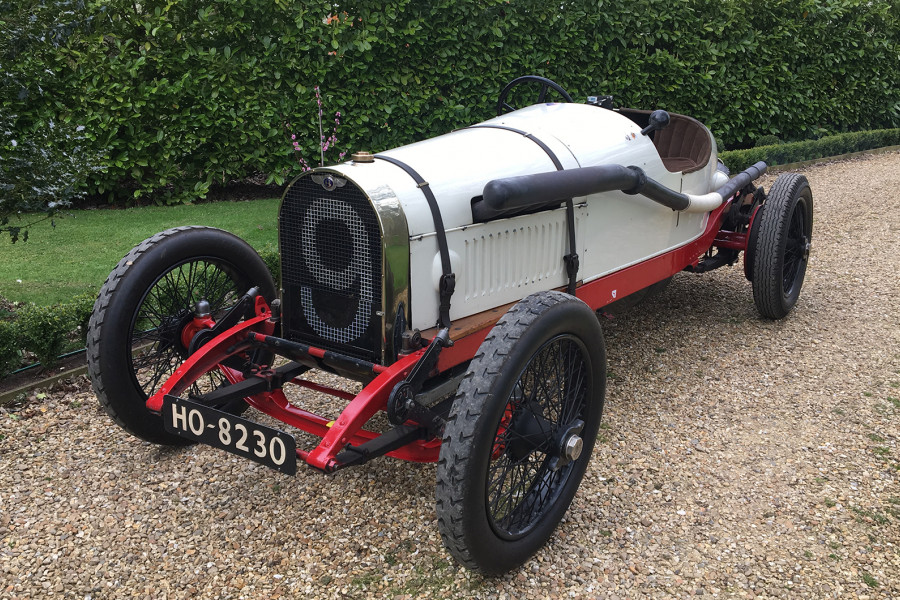Classic & Sports Car – 10 Bentleys head to Heveningham for centenary celebration