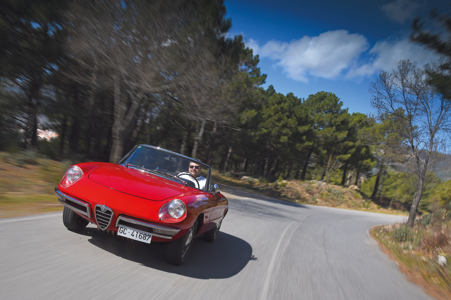 Classic & Sports Car – Dream drive: Alfa Romeo Duetto 1600