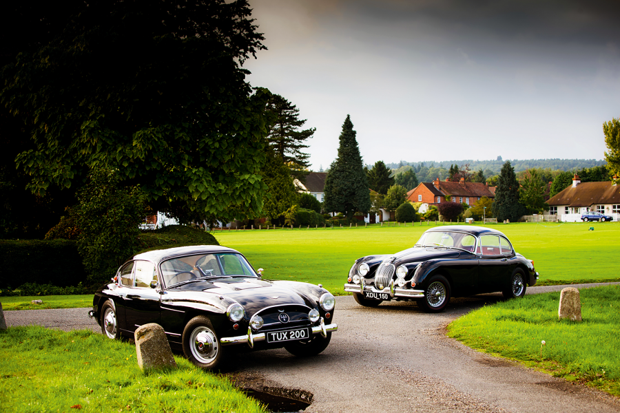 Classic & Sports Car – Midlands derby: Jensen 541R vs Jaguar XK150