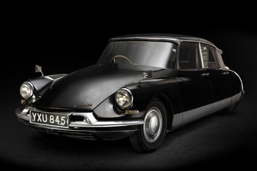 Classic & Sports Car – Self-driving Citroën DS: Britain’s 1960s pioneer