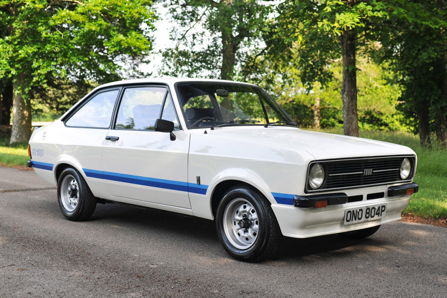 Classic & Sports Car – Ford Escort RS 1800 sets world record