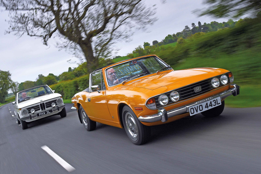 Classic & Sports Car – Triumph Stag vs BMW 2002 Cabriolet: open for the family