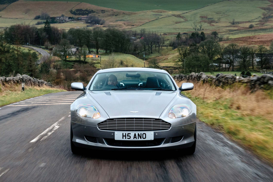 Classic & Sports Car – Four fab and free wallpapers from the May 2026 Classic & Sports Car