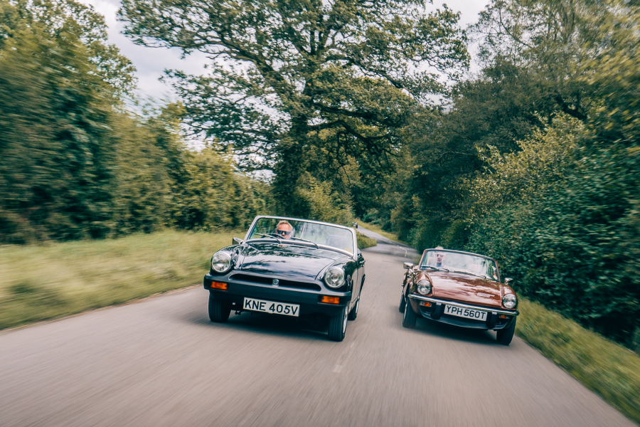 Classic & Sports Car – Shared heart: MG Midget 1500 vs Triumph Spitfire 1500