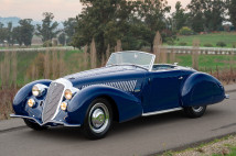 Classic & Sports Car – Unique Alfa Romeo 8C is Best of the Best