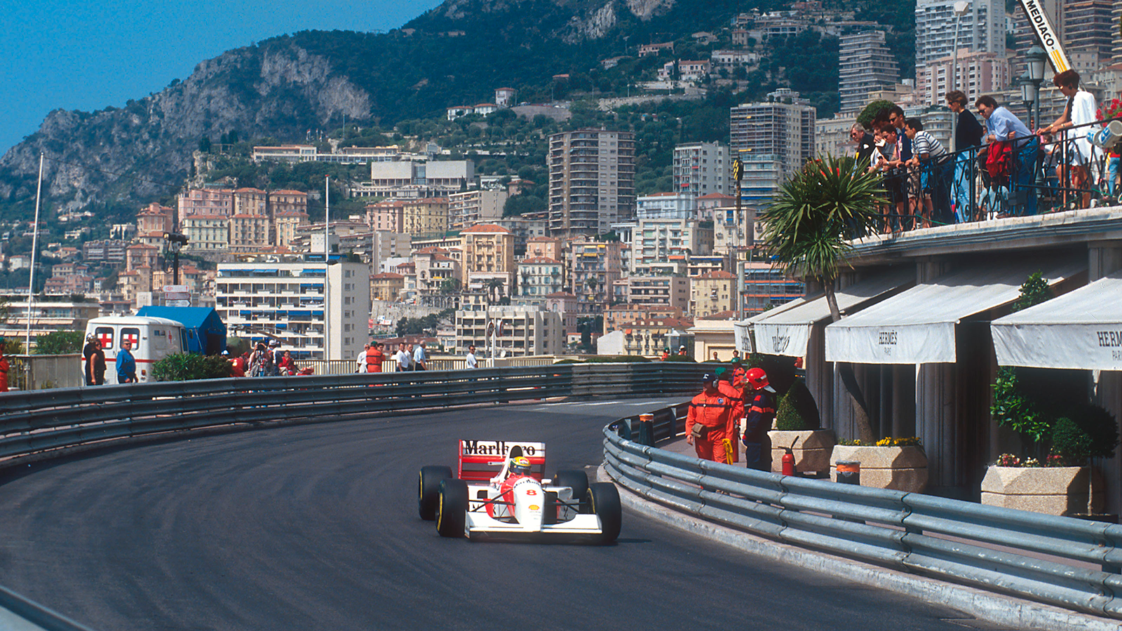 Ayrton Senna's F1-winning McLaren up for auction