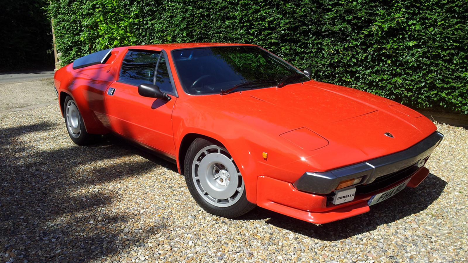 Celebrity cars and more up for auction at Race Retro 2018