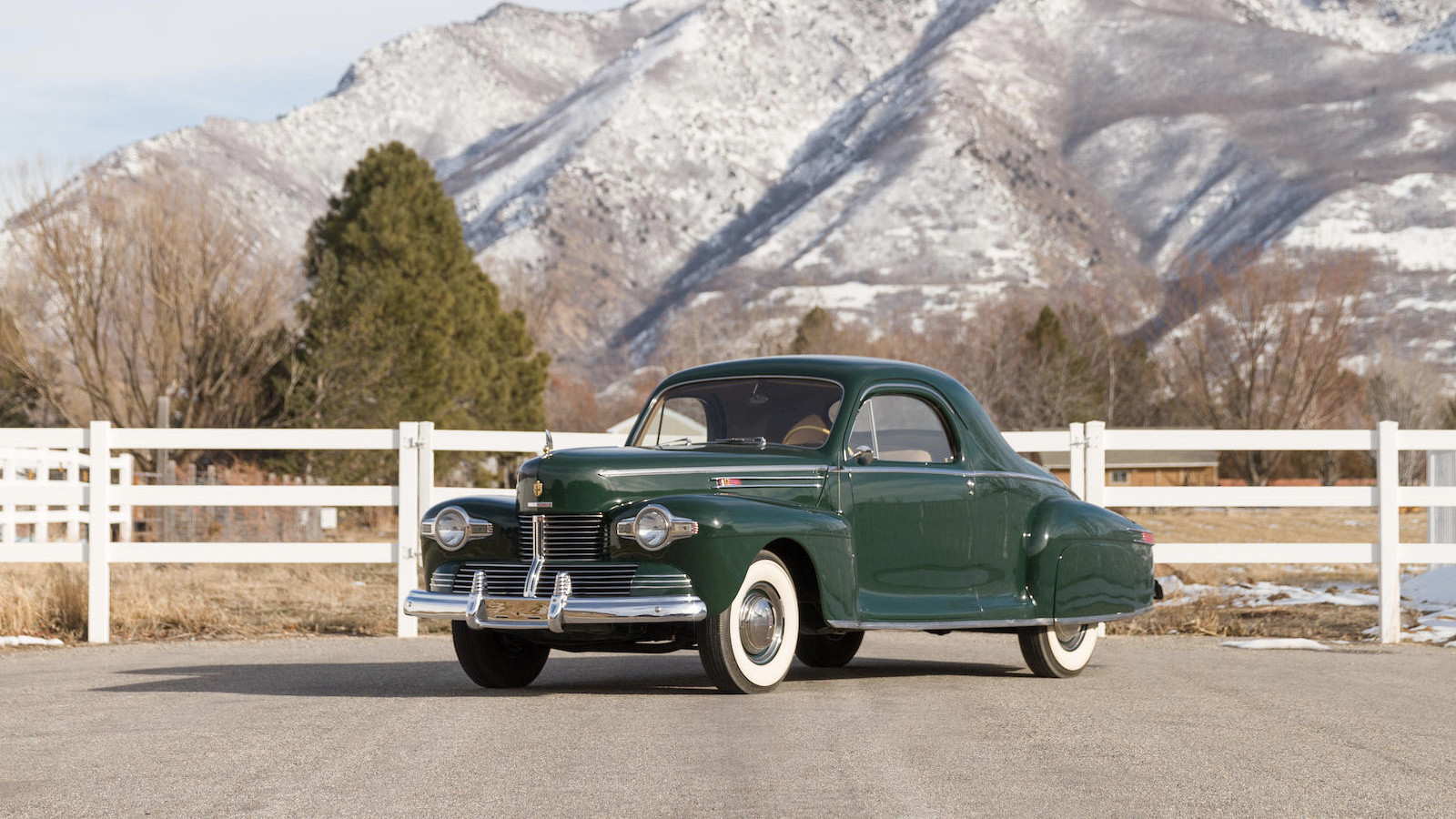 Trio of Lincoln Zephyrs set for auction at Amelia Island