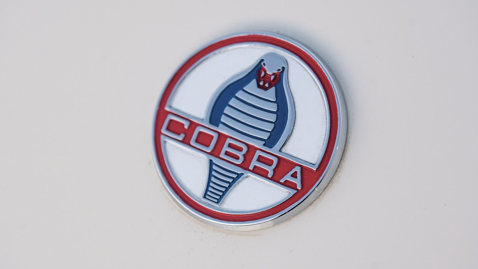 ‘90s barn-find Cobra set to fetch $1m at RM Sotheby’s Amelia Island auction 