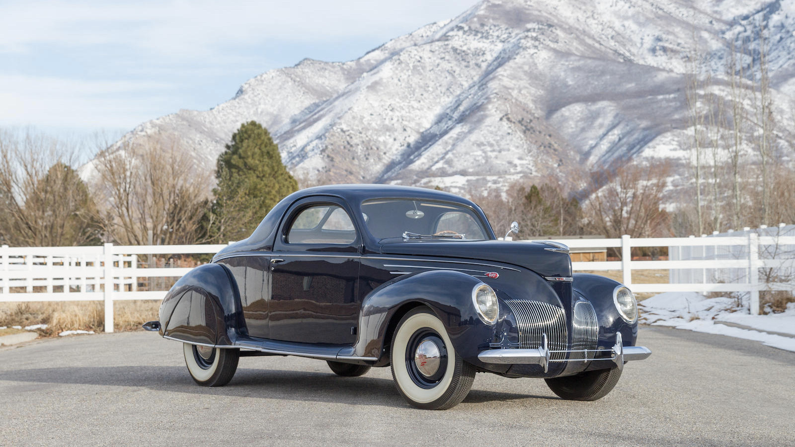 Trio of Lincoln Zephyrs set for auction at Amelia Island