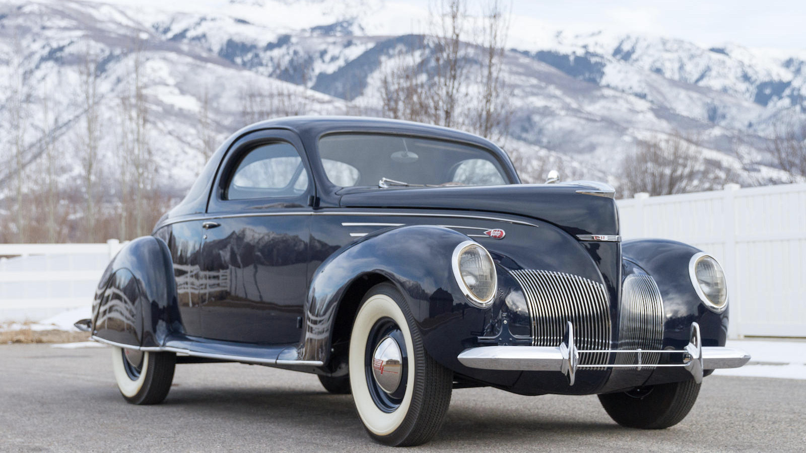 Trio of Lincoln Zephyrs set for auction at Amelia Island