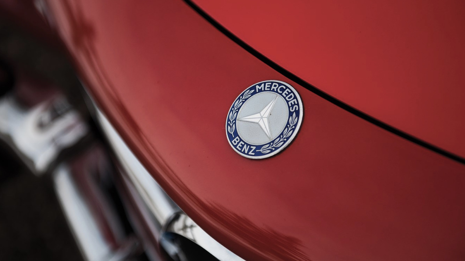 Museum-fresh Mercedes 300 SL Gullwing to sell for charity