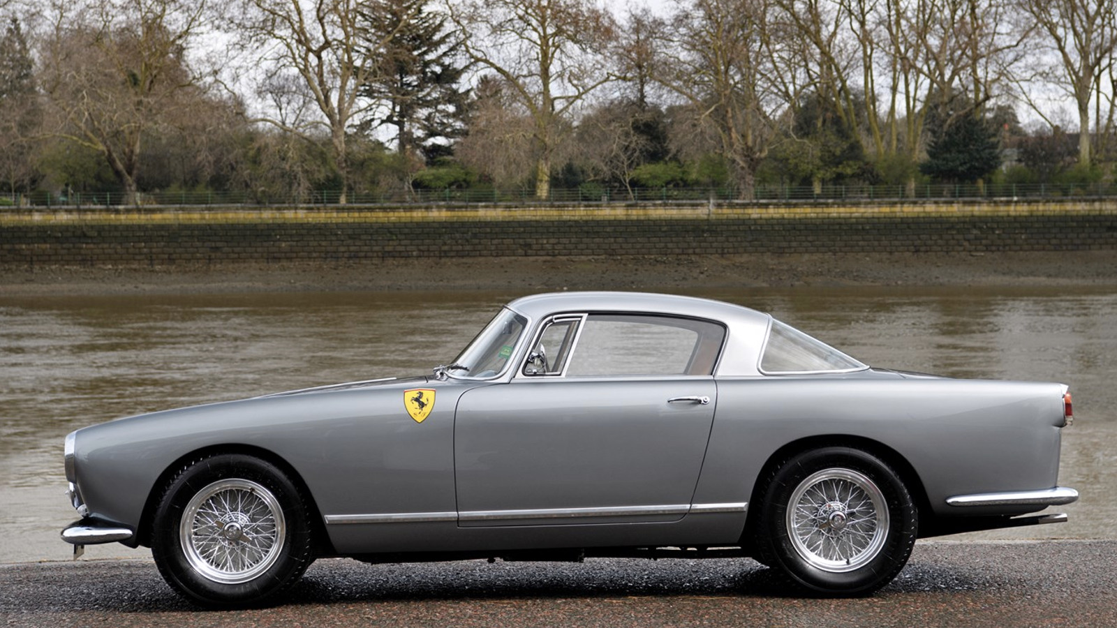 Trio of mid-century Ferrari GTs head for Monaco auction