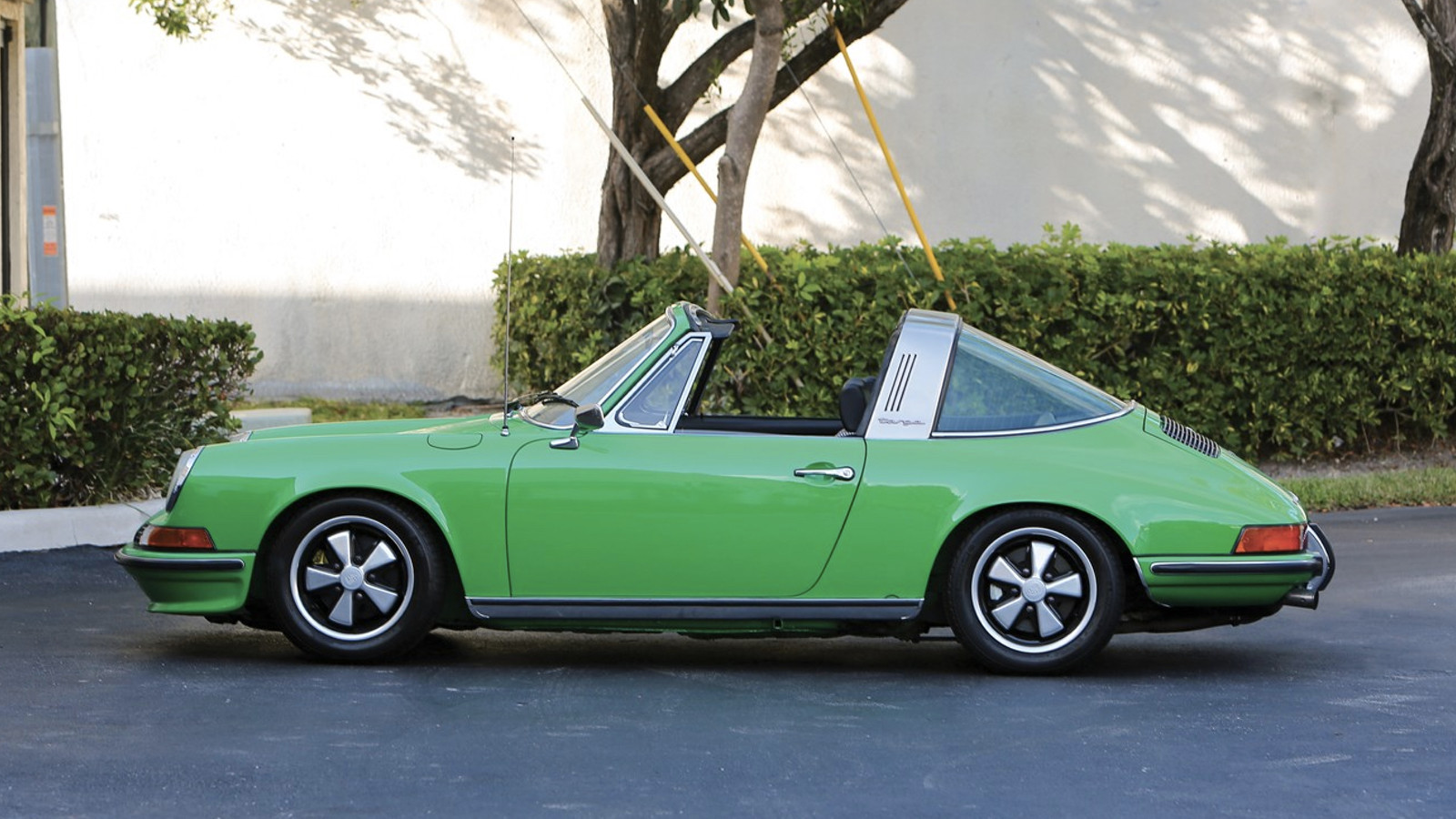 Trio of Targas hit Fort Lauderdale auction