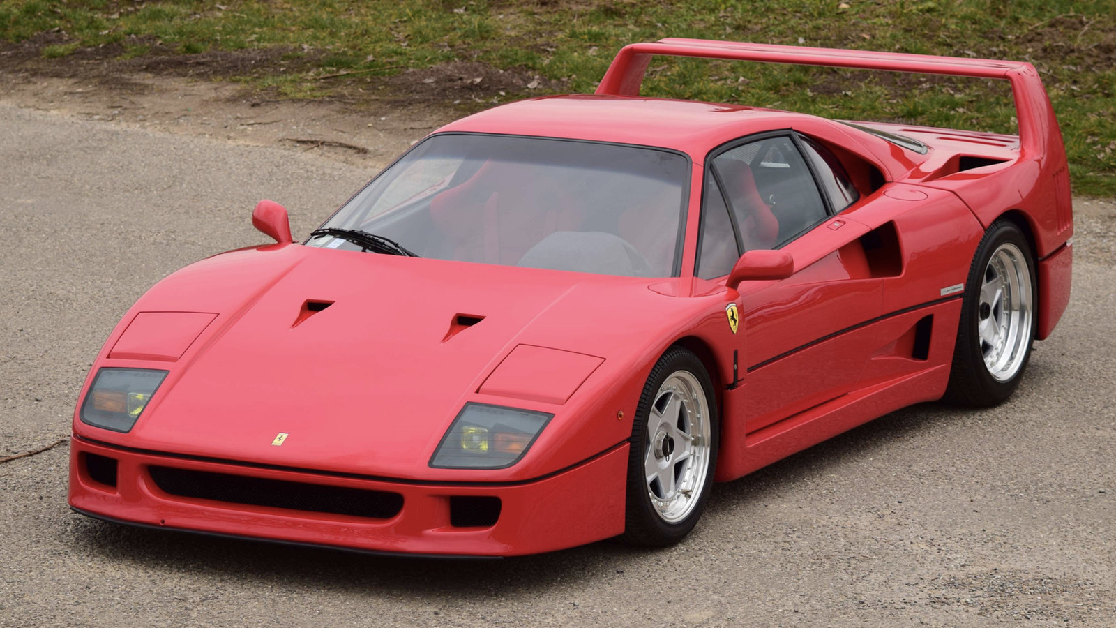 Flawless F40 up for sale at Artcurial’s April auction