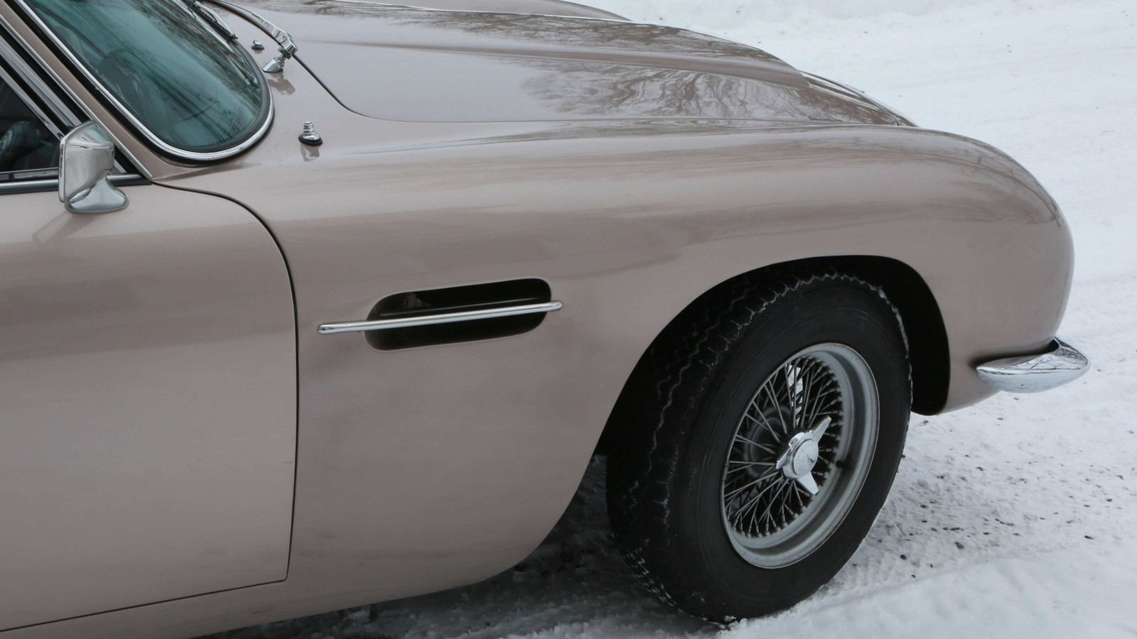 1968 DB6 Volante heads to auction in Paris