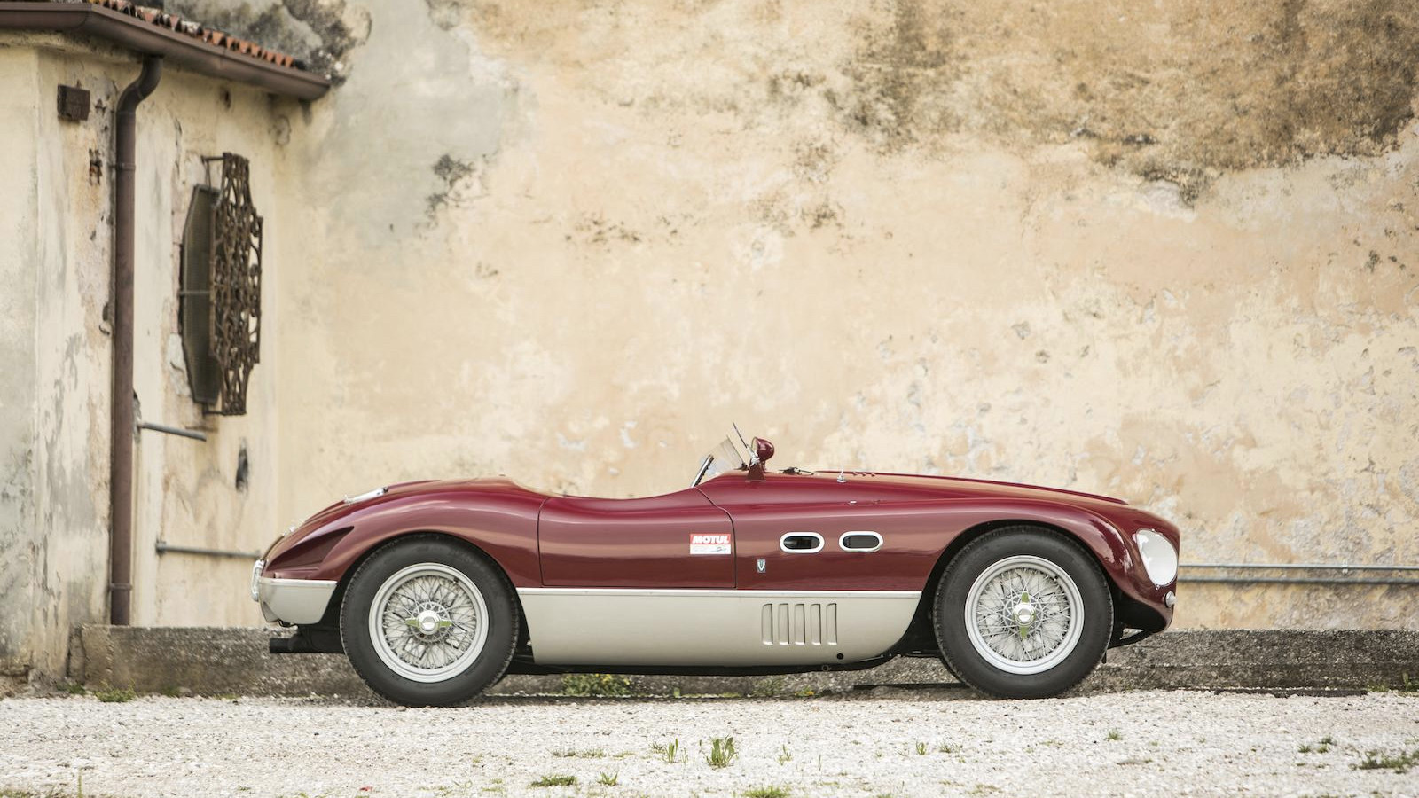 Two ‘50s racing Ferraris head for multi-million pound Monaco sale