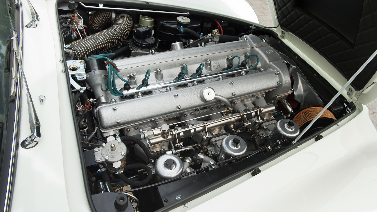 Ultra-rare Aston Martin expected to sell for £900,000 this weekend