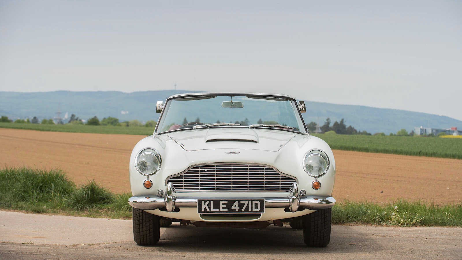 Ultra-rare Aston Martin expected to sell for £900,000 this weekend