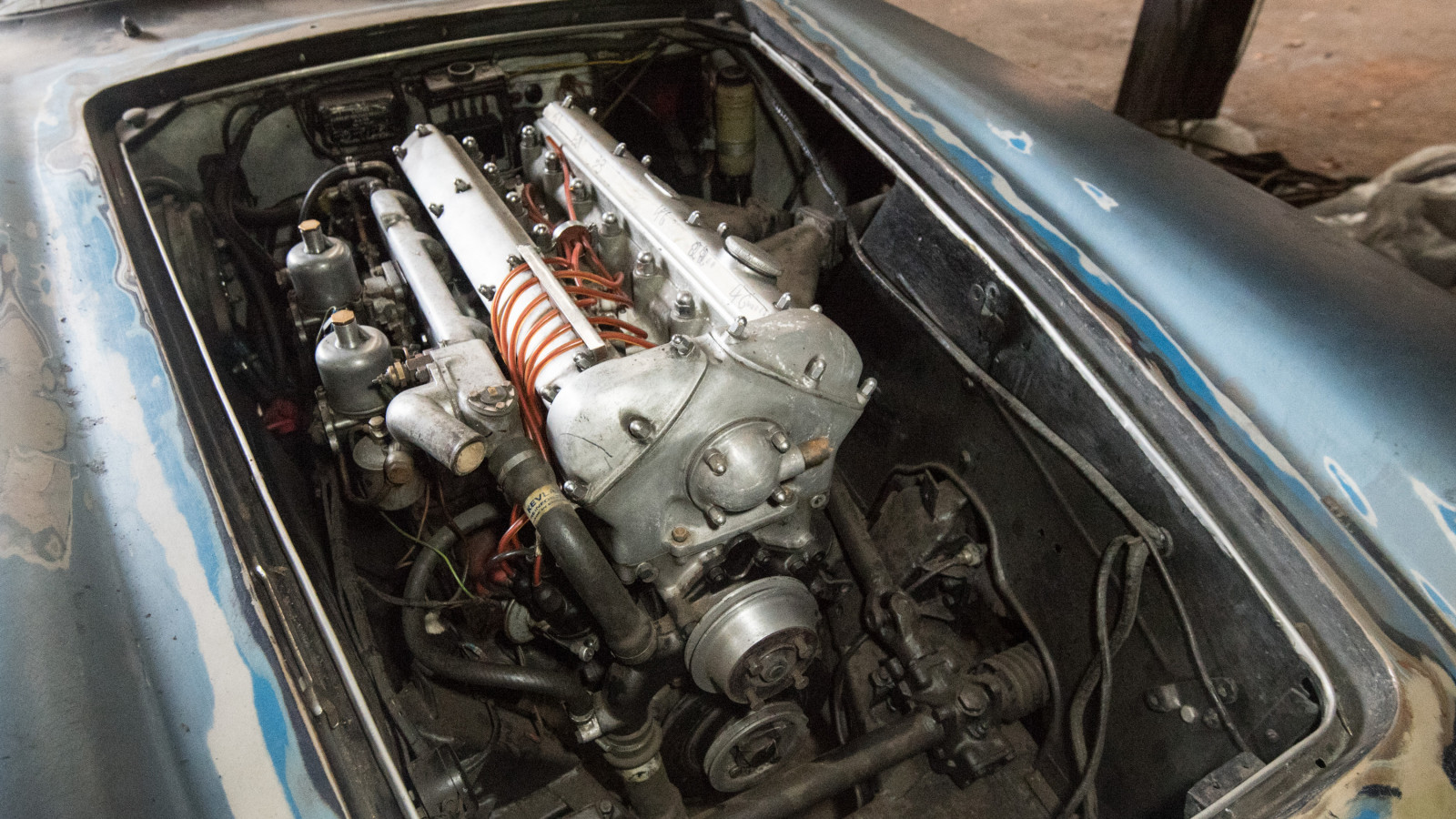 Unique barn-find Jaguar XK140 makes a fortune for charity at auction