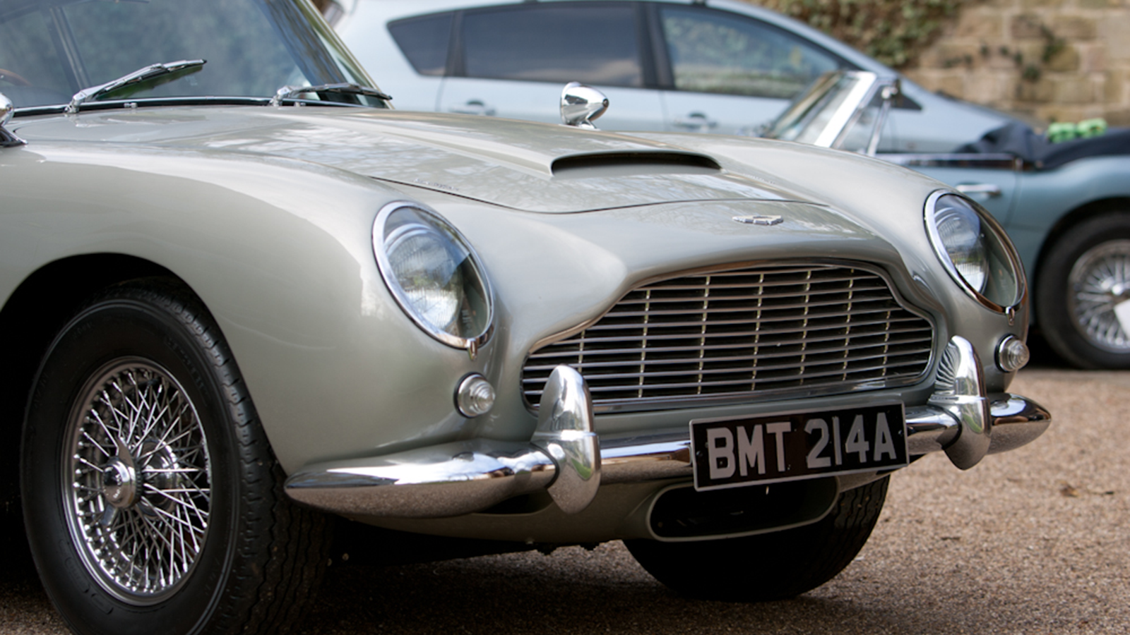 Aston Martin DB5 from James Bond Goldeneye film set to make world record at Bonhams auction